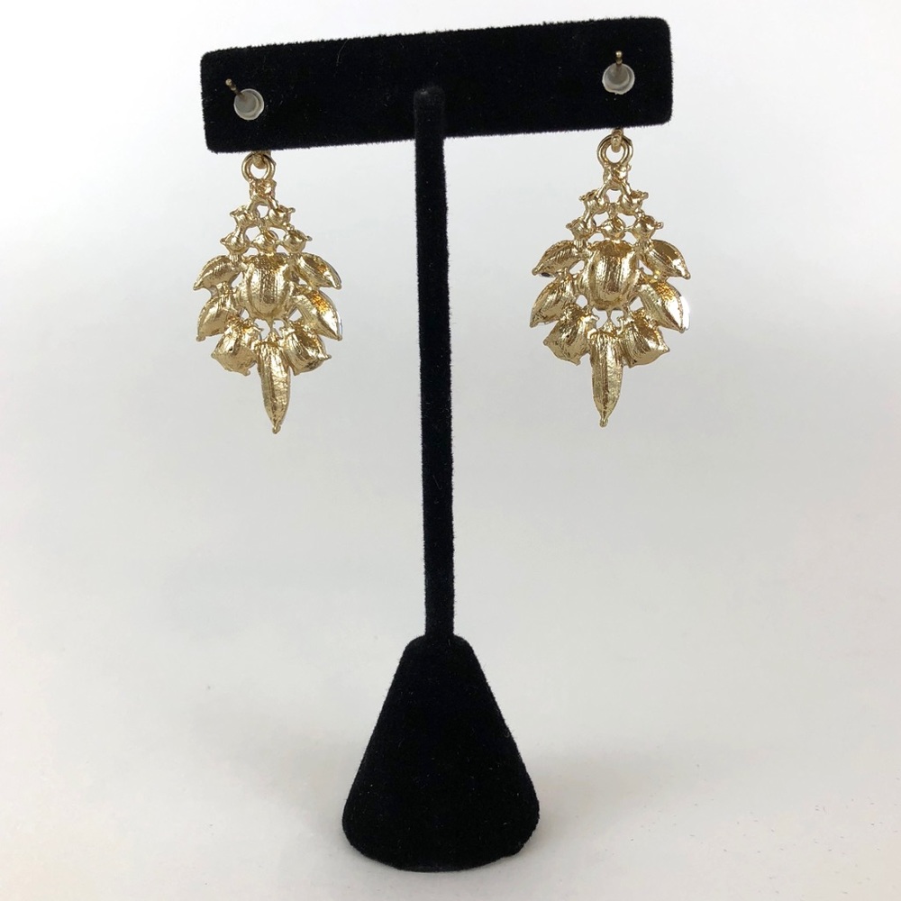 SALE 👀 Crystal Studded Statement Drop Earrings - Picture 6 of 7